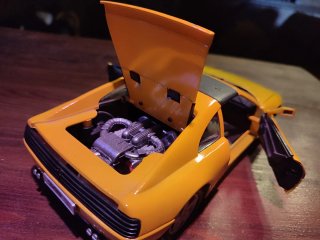 Ferrari 348 ts 1/18