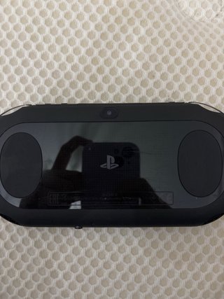 PS Vita Negra con Funda
