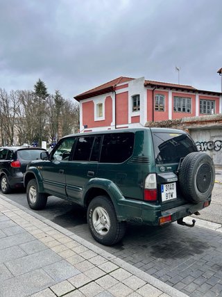 Toyota Land Cruiser 2002