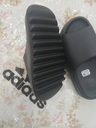 Adidas Yeezy Slide Talla 41 Negro