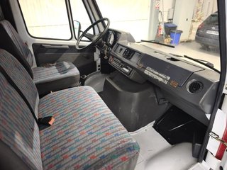 Mercedes-Benz 410D 1994
