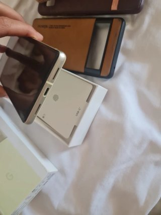 Google Pixel 7 Beige