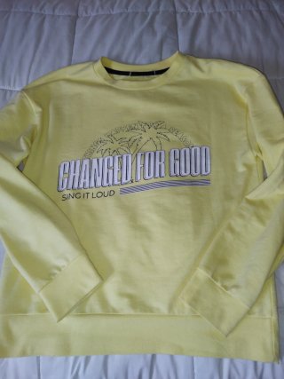 Sudadera amarilla