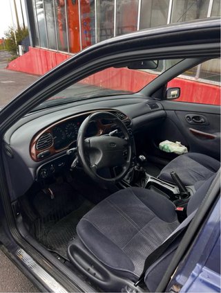 Ford Mondeo Mk1 2.0 Zetec