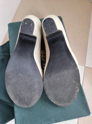 Zapatos tacón Robert Clergerie beige