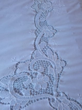 Preciosa Mantelería Encaje Veneciano Blanca
