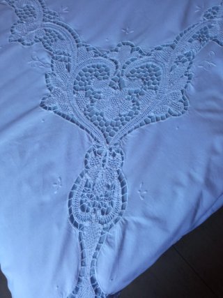 Preciosa Mantelería Encaje Veneciano Blanca