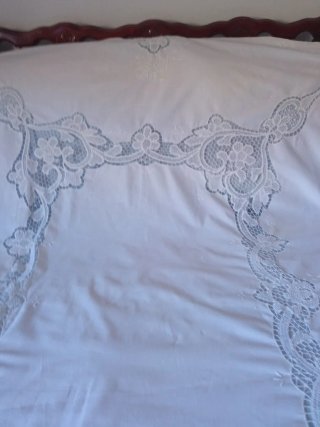 Preciosa Mantelería Encaje Veneciano Blanca
