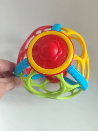 Pelota sonajero bebé multicolor