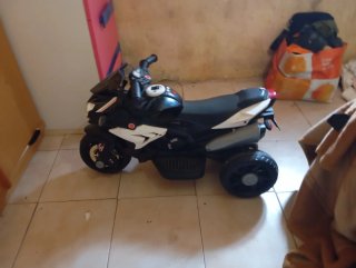 Moto eléctrica infantil +2 años para arriba