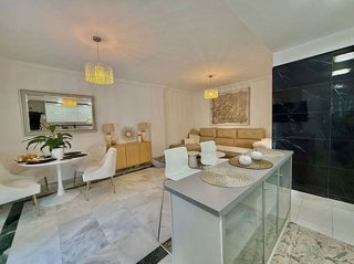 Piso en venta en Nueva Andalucía centro en Marbella