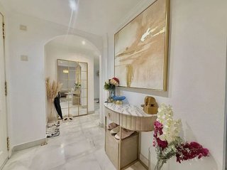 Piso en venta en Nueva Andalucía centro en Marbella