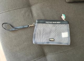 Bolsa de mano gris