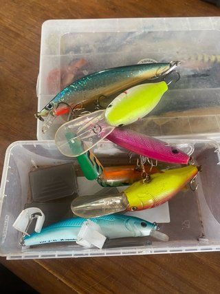 Caja Señuelos Pesca Variados