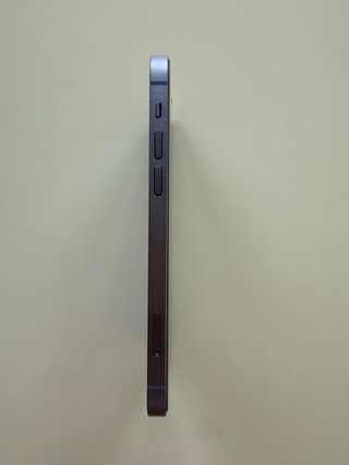 iPhone 12 64GB Lila con Accesorios