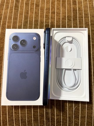iPhone 17 Pro - 256GB - Azul Oscuro