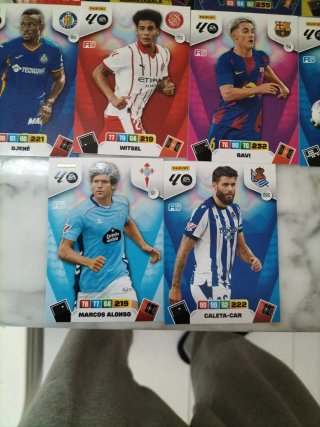 Lote Cromos Fútbol Adrenalyn XL 25/26 y La roja