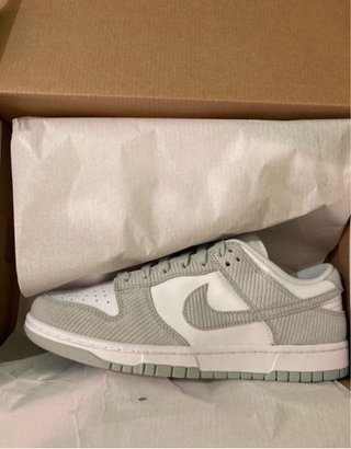 Nike Dunk Bambas Gris y Blanco