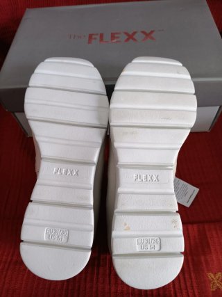 Zapatos deportivos The Flexx plateados y blancos
