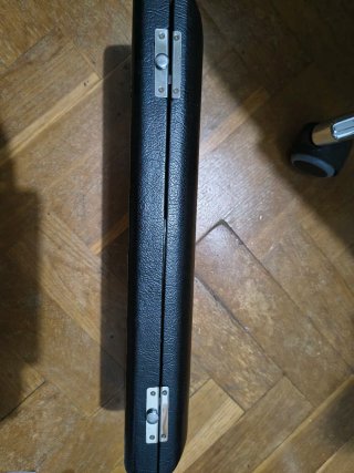 Flauta travesera con estuche