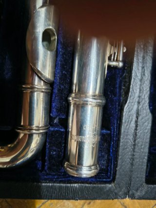 Flauta travesera con estuche