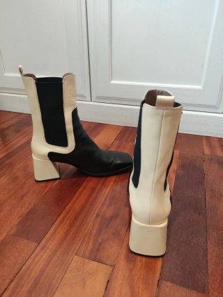 Botines piel negro y crema