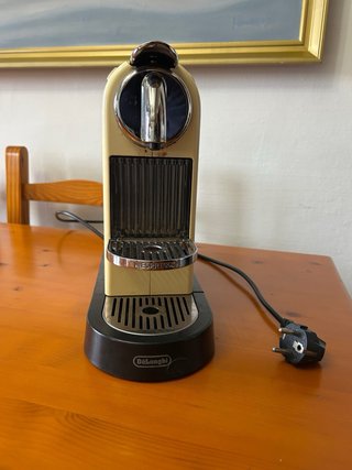 Cafetera Nespresso Para reparar o recambios.!