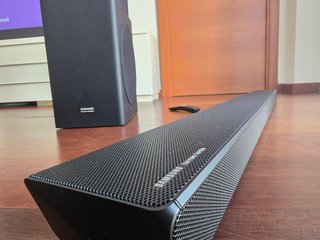Barra de Sonido Samsung HW-Q60R Harman Kardon