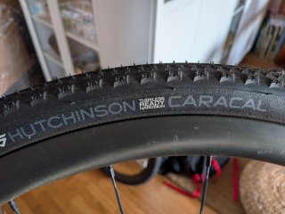 Cubiertas Hutchinson Caracal Tubeless Ready