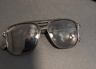 Gafas de sol negras