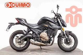 QJ MOTOR SRK 700