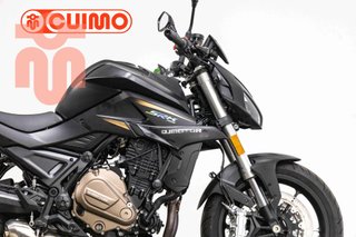 QJ MOTOR SRK 700