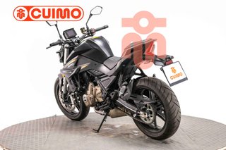 QJ MOTOR SRK 700