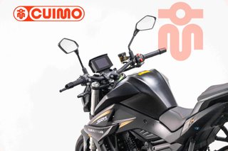QJ MOTOR SRK 700