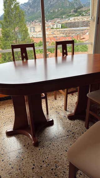 Mesa de comedor extensible + 6 sillas
