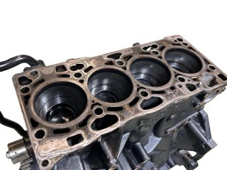 Bloque Motor VW Golf 2012 1.6 TDI CLHA CLH 04L100090