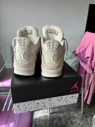 Zapatillas Air Jordan 4 Beige/Gris