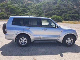 Mitsubishi Montero 2002
