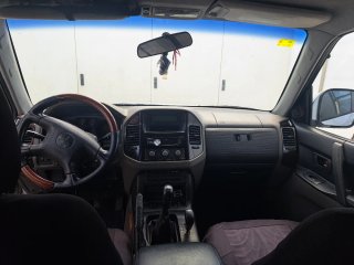 Mitsubishi Montero 2002