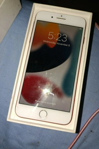 2 iPhone 7 Plus Rojo y Rosa para piezas