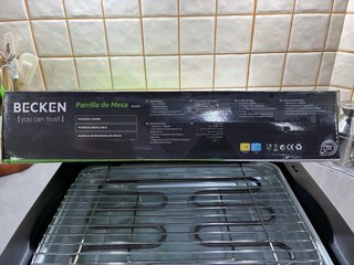 Parrilla Eléctrica de Mesa Becken 2000W
