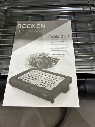 Parrilla Eléctrica de Mesa Becken 2000W