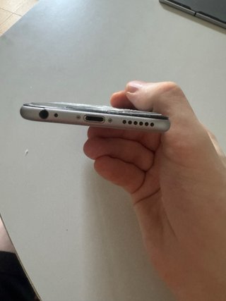 iPhone 6 Argento Rotto