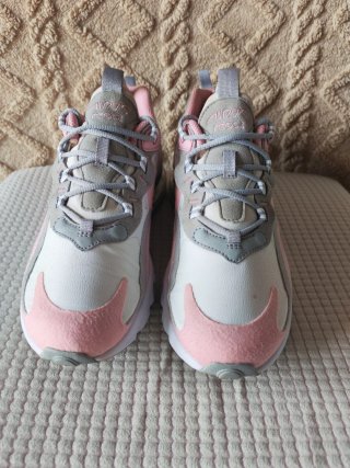 Nike Air Max 270 React Gris Rosa