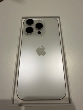 iPhone 15 Pro Blanco 256GB Impoluto y con Factura