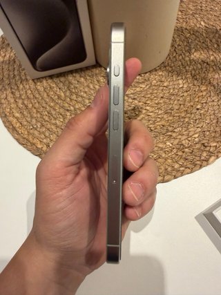iPhone 15 Pro Blanco 256GB Impoluto y con Factura
