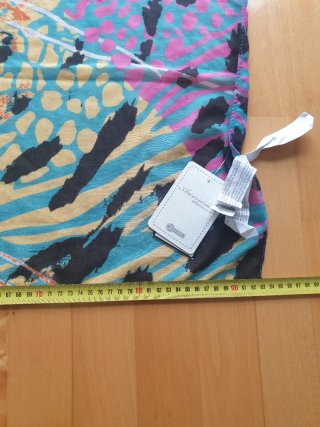 Foulard felino ojo 94x94cm multicolor. A estrenar,