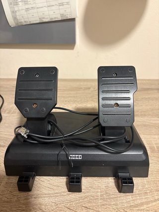 Volante y Pedales Hori para PlayStation