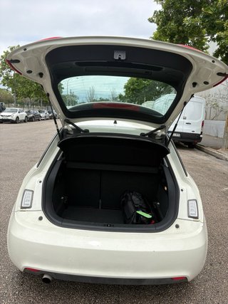 Audi A1 2011