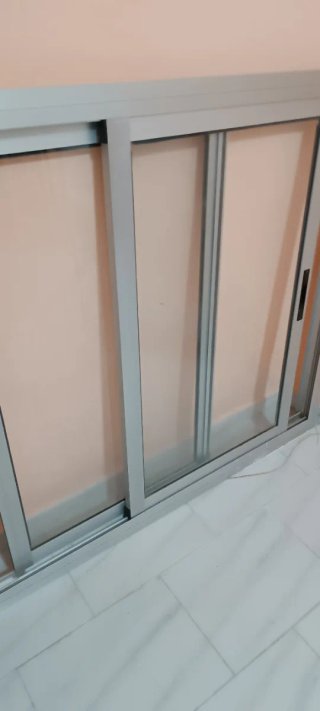 Ventanas correderas aluminio gris